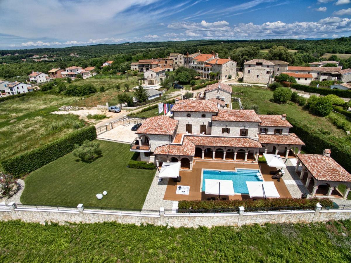 Villa Carolus-Luxurious Istrian Villa Барат Экстерьер фото
